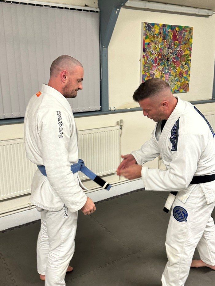 <center>ABOUT THE ROYCE GRACIE BRAZILIAN JIU JITSU FUNDAMENTAL PROGRAMME – HOLYHEAD!<center>